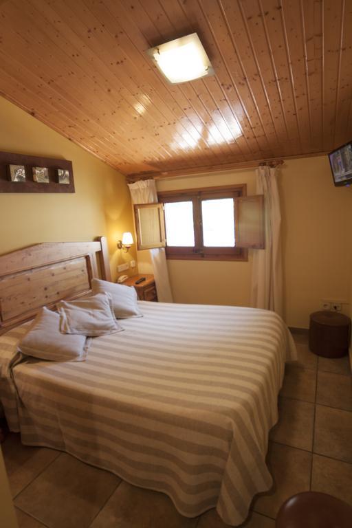 Hotel Sant Roc カンプロドン エクステリア 写真