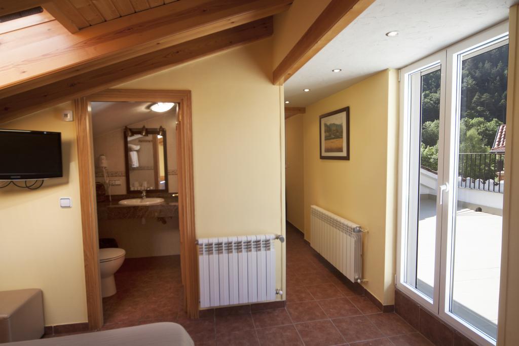 Hotel Sant Roc カンプロドン エクステリア 写真