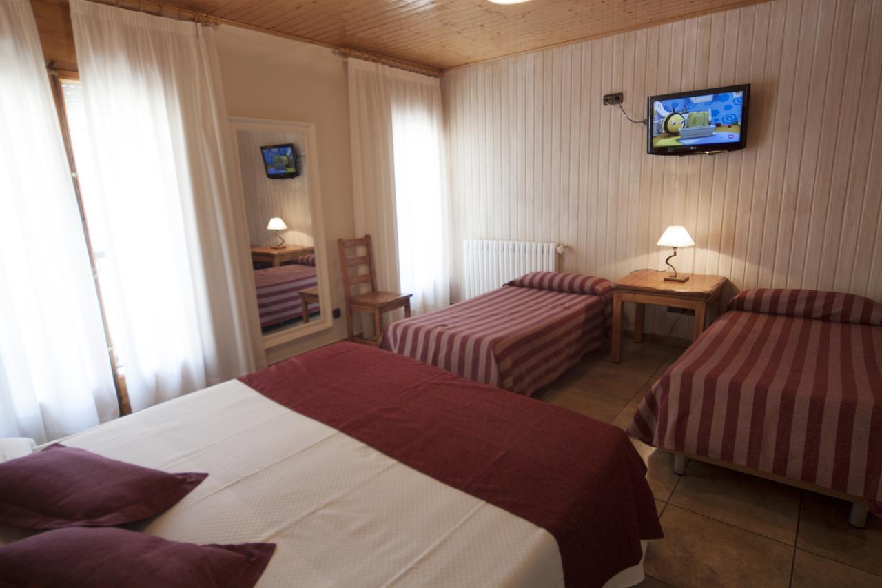 Hotel Sant Roc カンプロドン エクステリア 写真